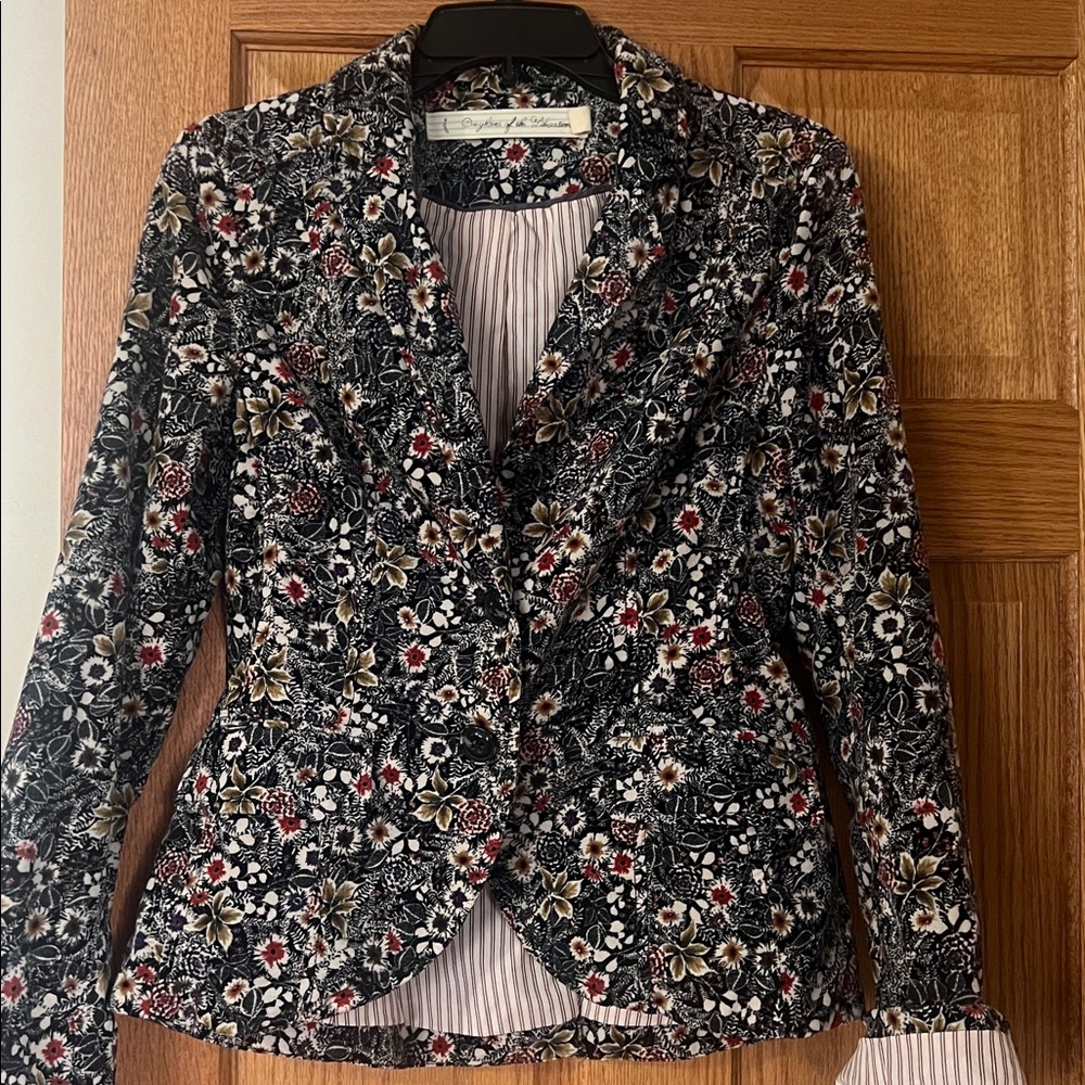 Vintage style Floral Patterned suede like Blazer